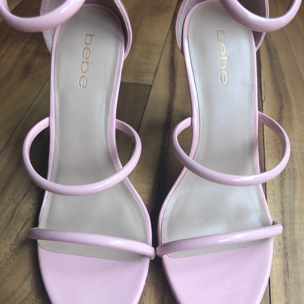 BEBE BECKYY ROUND STRAP SANDALS - Picture 4 of 4